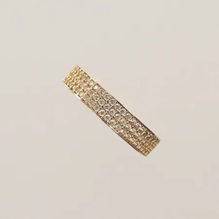 Ring med vita stenar, stl 16½, 18K Vikt: 1,6 g