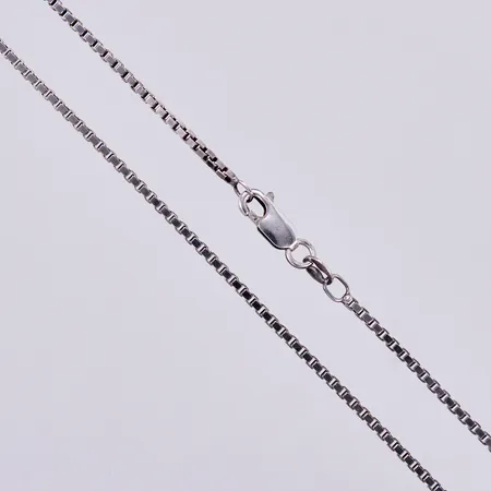 Kedja Venezia längd ca 50cm, bredd ca 2mm, silver Vikt: 8,6 g