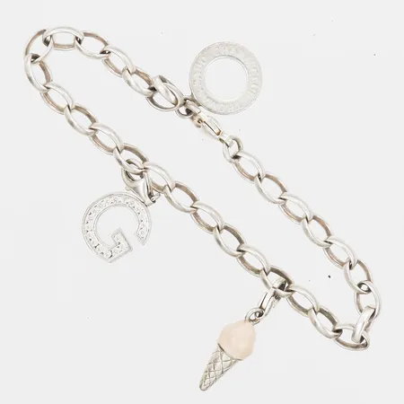 Armband Thomas Sabo, med tre berlocker, emaljdekor, längd 17,5cm, bredd 5-20mm, slitage, 925/1000 silver. Vikt: 12,9 g