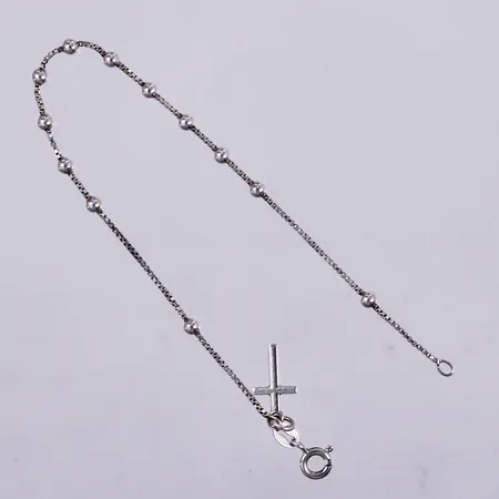 Armband med berlock, längd ca 19cm, bredd ca 1-2mm, 925/1000 silver Vikt: 2,6 g