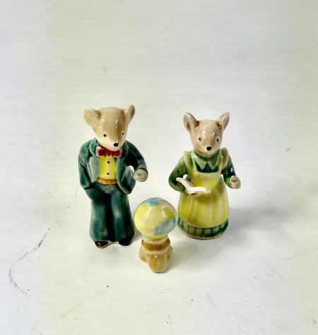 Pappa mus, mamma mus, 1 jordglob, höjd 7-4 cm, porslin Vikt: 0 g