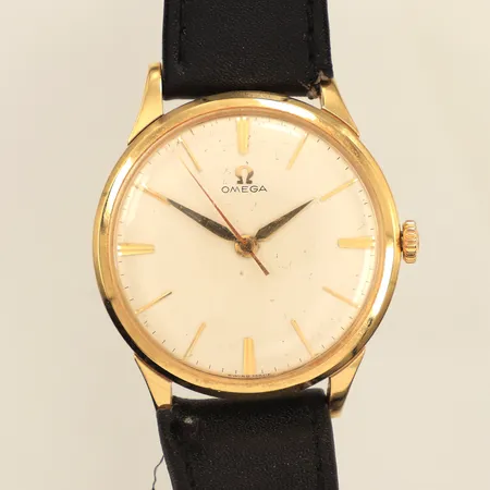 Armbandsur Omega, doublé, manuell, 35mm, läderarmband ej original, gravyr, repigt plexiglas, skadad urtavla och visare, inga tillbehör. 