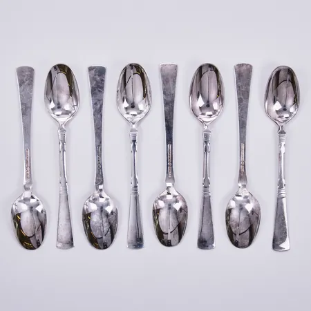 8 Kaffeskedar TH.Marthinsen, samt svensk importstämpel, längd ca 11,4cm,  830/1000 silver Vikt: 76,6 g