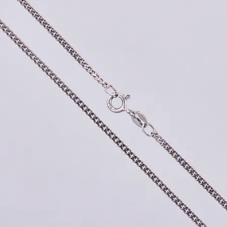 Kedja Pansar längd ca 51cm, bredd ca 2mm, silver Vikt: 5,5 g