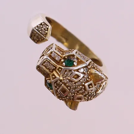 Ring med panter med stenar, stl: 16¾, bredd 4-11mm, bucklig, delvis förgylld, silver 925/1000. OBS Ej märkesdesign ! Vikt: 5,4 g