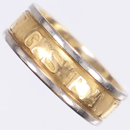Ring, ingenjör, stl 17¼, bredd 6mm, gravyr, 18K Vikt: 5,7 g