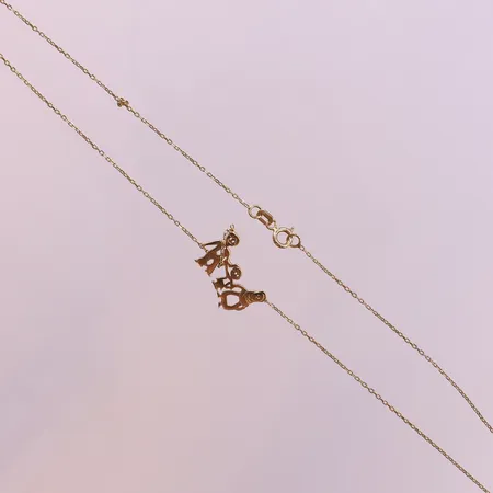 Collier, ca 43,5cm, bredd 0,5-11mm, knut på kedjan. 14K Vikt: 2,5 g