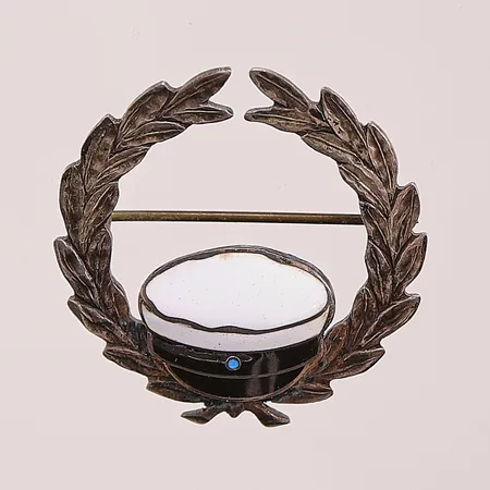 Brosch "studentmössa", 830/1000 Silver 6,6g.