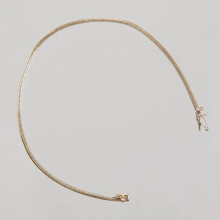 Armband, halvstelt, 18cm, bredd 3,1mm, mindre ojämnheter, något glappt lås, 14K, Vikt: 8,3 g