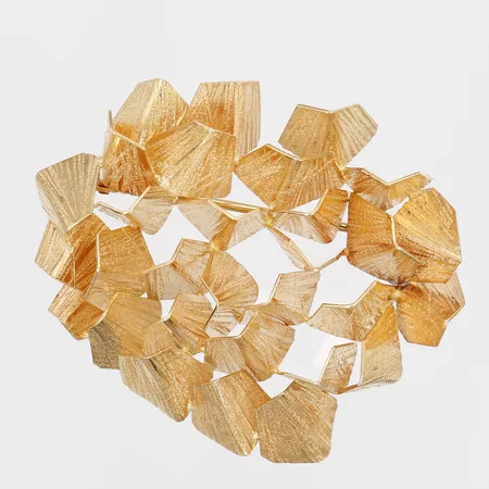 Brosch, Rey Urban, Stockholm, 1970, ca 50x45mm, 18K guld. Vikt: 21,8 g