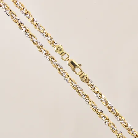 Collier, flätad, längd 47cm, bredd 3mm, vitguldsdetaljer, 18K  Vikt: 10,3 g