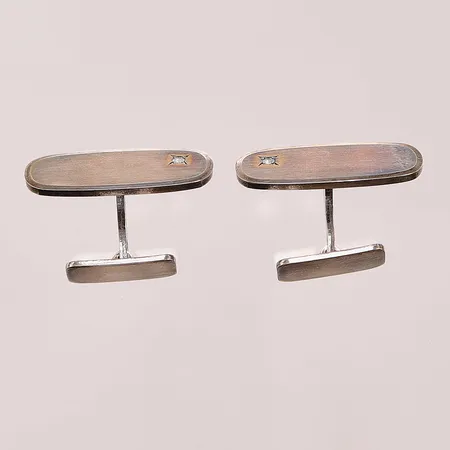 Ett par manschettknappar, 29mm, vita stenar, 830/1000 Silver 12,9g.