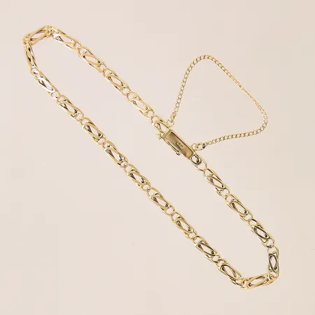 Armband, längd ca 18cm, bredd 3mm, säkerhetskedja, slapp låsåtta, 18K  Vikt: 4,5 g