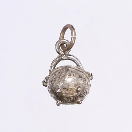 Hänge, gryta, längd inkl ögla 20mm, bredd 10mm, 830/1000 silver Vikt: 1,6 g