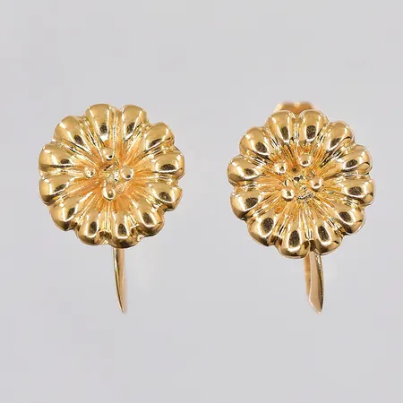 Ett par örhängen, Ø 9,5mm, skruvlås, 18K Vikt: 1,8 g