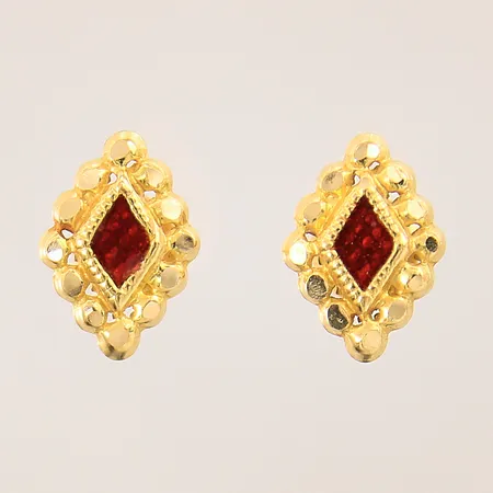 Ett par örhängen med emaljdetaljer, 2x13mm, ostämplade, 18K Vikt: 1,8 g