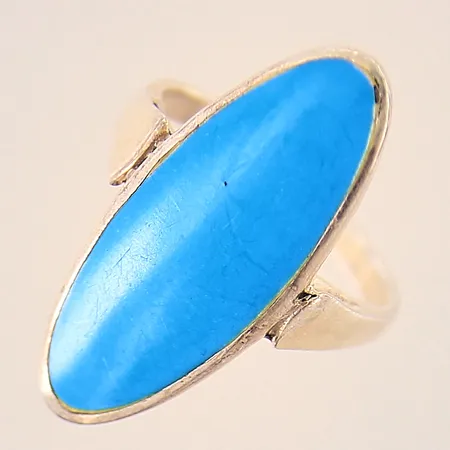 Ring med färgad sten, stl 17¼, bredd 2,5-27mm, silver 925/1000 Vikt: 4,8 g