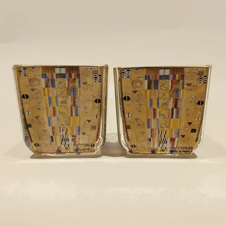 Två ljuslyktor, Goebel, Gustav Klimt, Artis Orbis, Stoclet-Fries, ca 6,5x6,5cm, höjd  6,5cm, märkt. 