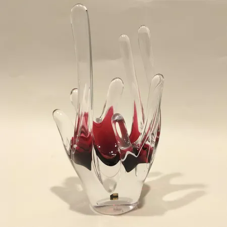 Glasskultur, höjd ca 22cm, nagg, repiga under, etikettmärkt, troligen hyllinge glasbruk.