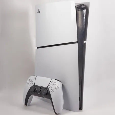 Spelkonsol, Sony Playstation 5, PS5 Slim Digital Edition, modell CFI-2016, SN: F43501VLR10250260, 1TB, 1 handkontroll, HDMI-kabel, USB-C, strömkabel, inga övriga tillbehör.