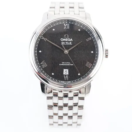  Herrur Omega De Ville Prestige, med box & cert, ref: 424.10.40.20.01.003 , serie nr: 82943573, 39,5mm, Automatiskt, uttagen 2022-12-29, klockan är i mycket fint skick.