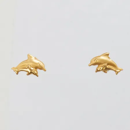 Ett par örhängen, delfiner med delvis satinerad yta, 6,5x10,6mm, 18K Vikt: 0,4 g
