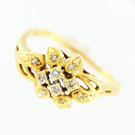 Ring, diamanter 10 x 0,005ct 8/8-slipade, stl 17¾, defekt/skev skena, slitage 18K.  Vikt: 2,5 g