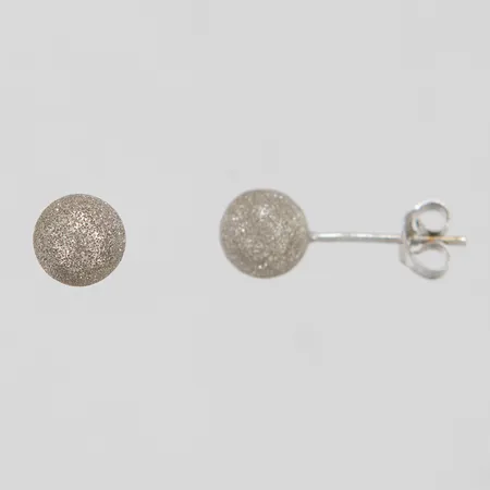 Örhängen, Ø7mm, stift, vitguld, 18K.   Vikt: 2 g