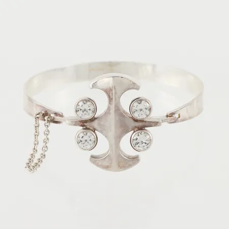 Armband stelt med stenar, stämplat Finland, längd ca 6.5 cm. Vikt: 26,5 g