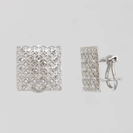 Örhängen,15x15mm, genombruten dekor, stift/clips, vitguld, 18K.   Vikt: 5,6 g
