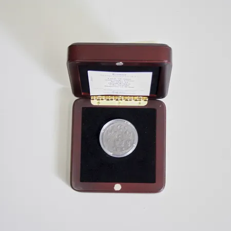 Kopparmynt Sverige, Ø30mm, Kristina, 1/4 Öre, myntkapsel, schatull i trä, äkthetscertifikat från Mynthuset, vikt 10g.