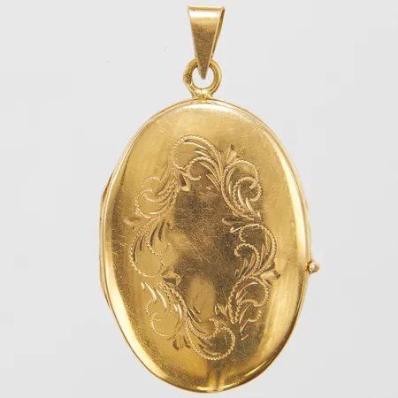 Medaljong, 45,7x25,3mm, repad, 18K Vikt: 11,1 g