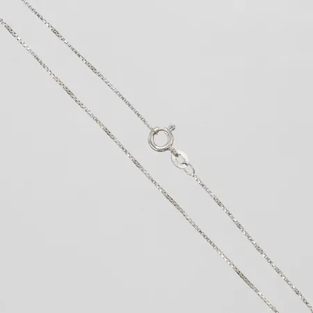 Kedja, venezia, längd: 44cm, bredd: 0,8mm, italienska stämplar, vitguld, 18K Vikt: 2,6 g