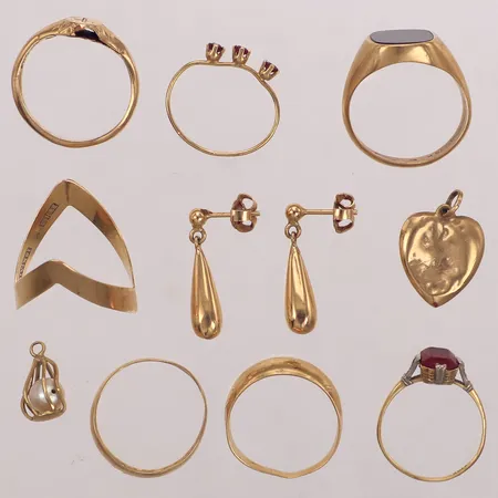 Diverse guld, defekt, med stenar, 18K  Vikt: 15,9 g