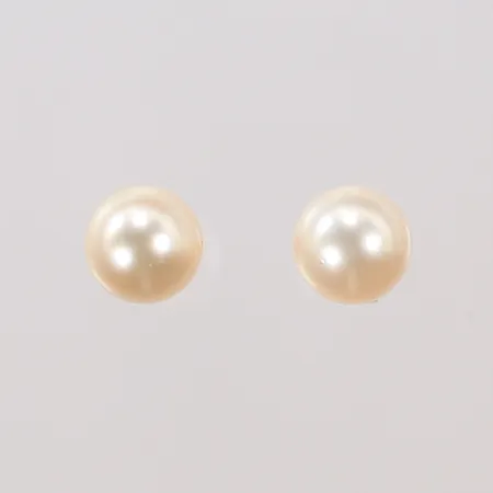 Ett par örhängen med pärla, 19mm, 18K Vikt: 2,5 g