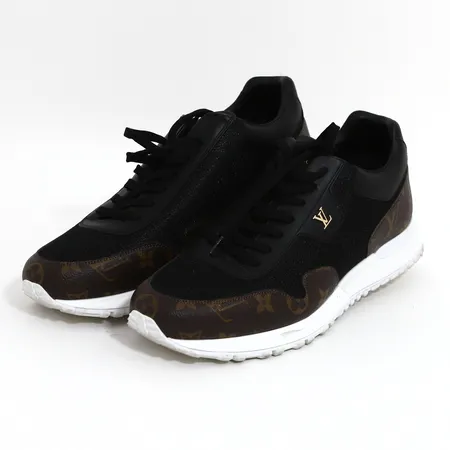 Ett par skor/sneakers Louis Vuitton, stl 9/Eu: 43, märkta: VL 0281, "runaway", bruna skinndetaljer, nära nyskick, dustbag med fläckar