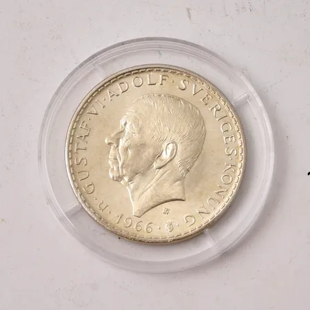 Silvermynt, 5kr, Till minne av två kammar riksdagens tillkomst 1866, Gustav VI Adolf, Sveriges konung 1966, 400/1000 silver, myntkapsel, vikt 18g.
