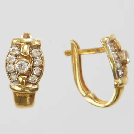 Ett par örhängen, vita stenar, 15,5x8,1mm, tvåfärgade, 18K Vikt: 3,6 g
