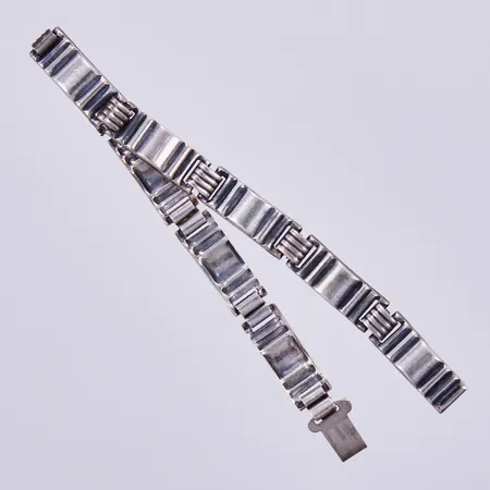 Armband NE Norge, längd ca 18,5cm, bredd ca 7mm, 830/1000 silver Vikt: 10,1 g
