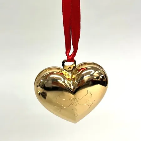 Juldekoration hjärta, Georg Jensen, längd 6cm, 24K guldpläterad mässing, design Karen Bit Vejle år 2014, ur Christmas Collectibles, originalask Skickas med paket.