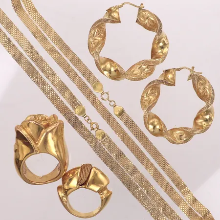 Diverse guld, bucklor, delvis defekt, 18K Vikt: 33,2 g