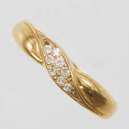 Ring, vita stenar varav en saknas, Ø21, bredd: 3-5,2mm, 14K Vikt: 3,3 g