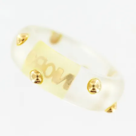 Ring i resin eller plexi, design Noro, med gulddetaljer i 18K, GFAB, stl 18½, bruttovikt: 1,9gram  Vikt: 1,9 g