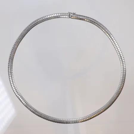 Collier, 43cm, bredd 6mm, vikskador, Silver 835/1000 Vikt: 35,5 g