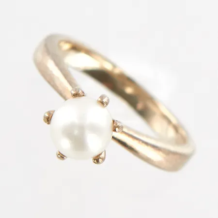 Ring med pärlimitation, stl: 17, bredd: 2,9-8,2mm, GHA, silver 925/1000 Vikt: 3,5 g