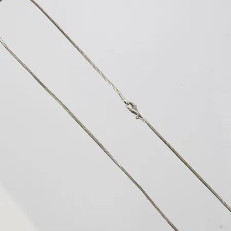 Silverkedja, halvstel, längd: 45,2cm, bredd: 1,4mm, 925/1000 Vikt: 8,8 g