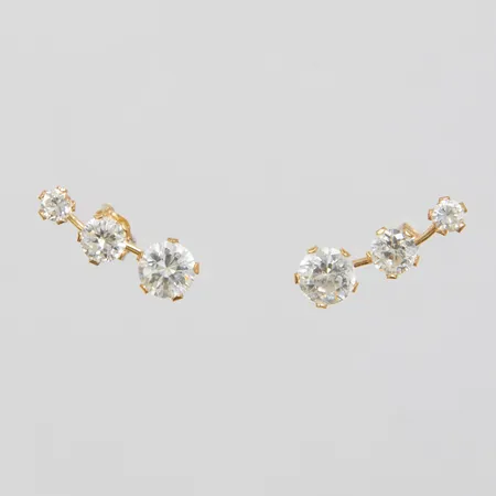 Ett par örhängen, kubisk cirkonia, 16,1x5,3mm, GHA, 18K Vikt: 1,3 g