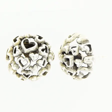 Ett par örhängen, Georg Jensen, Heart by heart, genombrutet hjärtmönster, Ø16mm, originaletui, stoppar saknas, 925/1000 silver  Vikt: 5,2 g