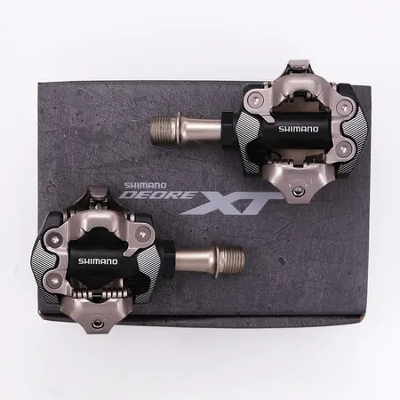 Ett par pedaler till cykel, Shimano Deore XT PD-M8100, nyskick i kartong