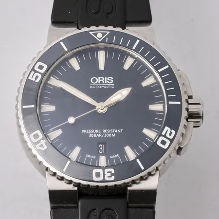 Herrur Oris Aquis, , modell 7653-05, Ø43mm, stål, datum, automat, serienummer: 31-19931, gummiband, viklås, repor på lås, box, manual, ytterbox.